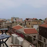 Maro Rooms